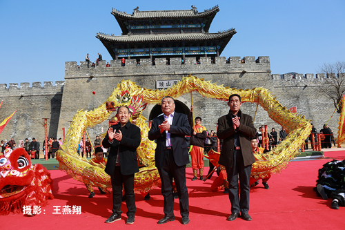 沂蒙红色影视基地“中华龙狮文化节”开幕